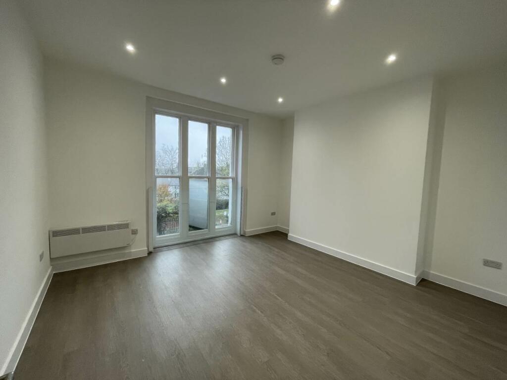 Additional property image - Queens Road, Brighton, East Sussex