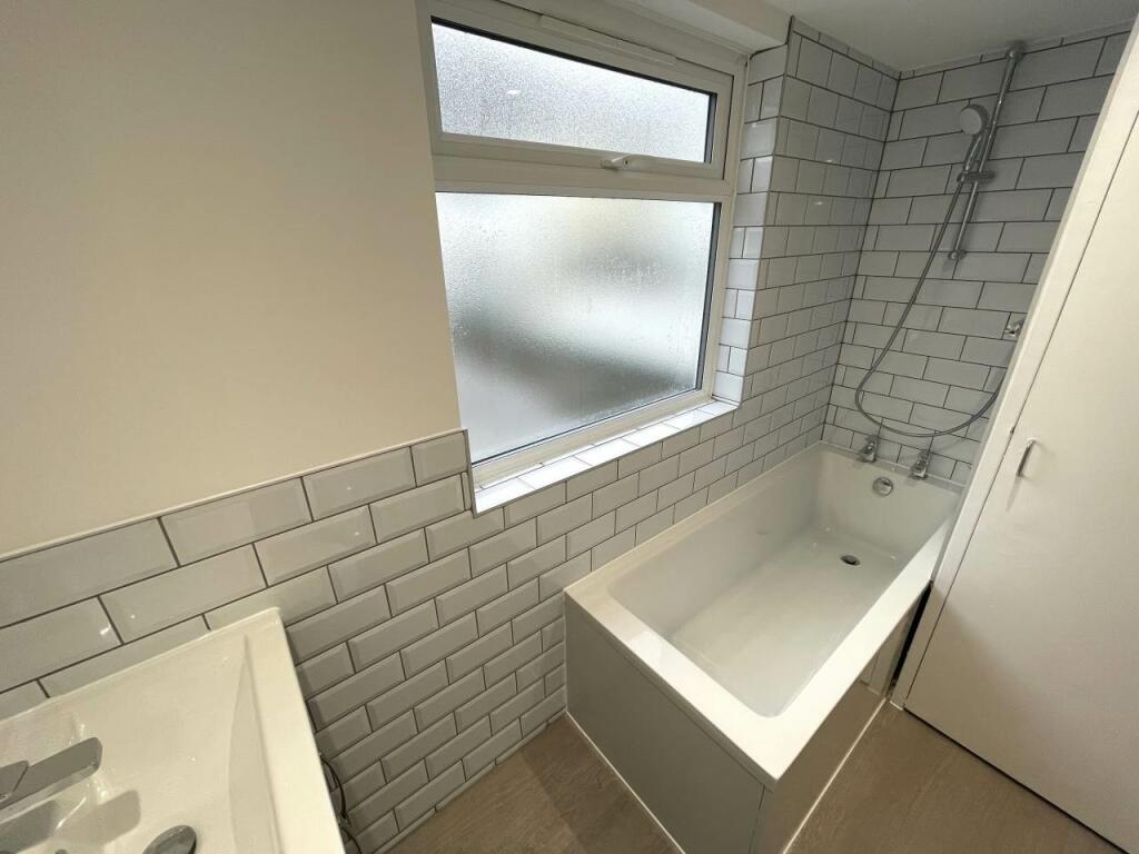 Additional property image - Queens Road, Brighton, East Sussex