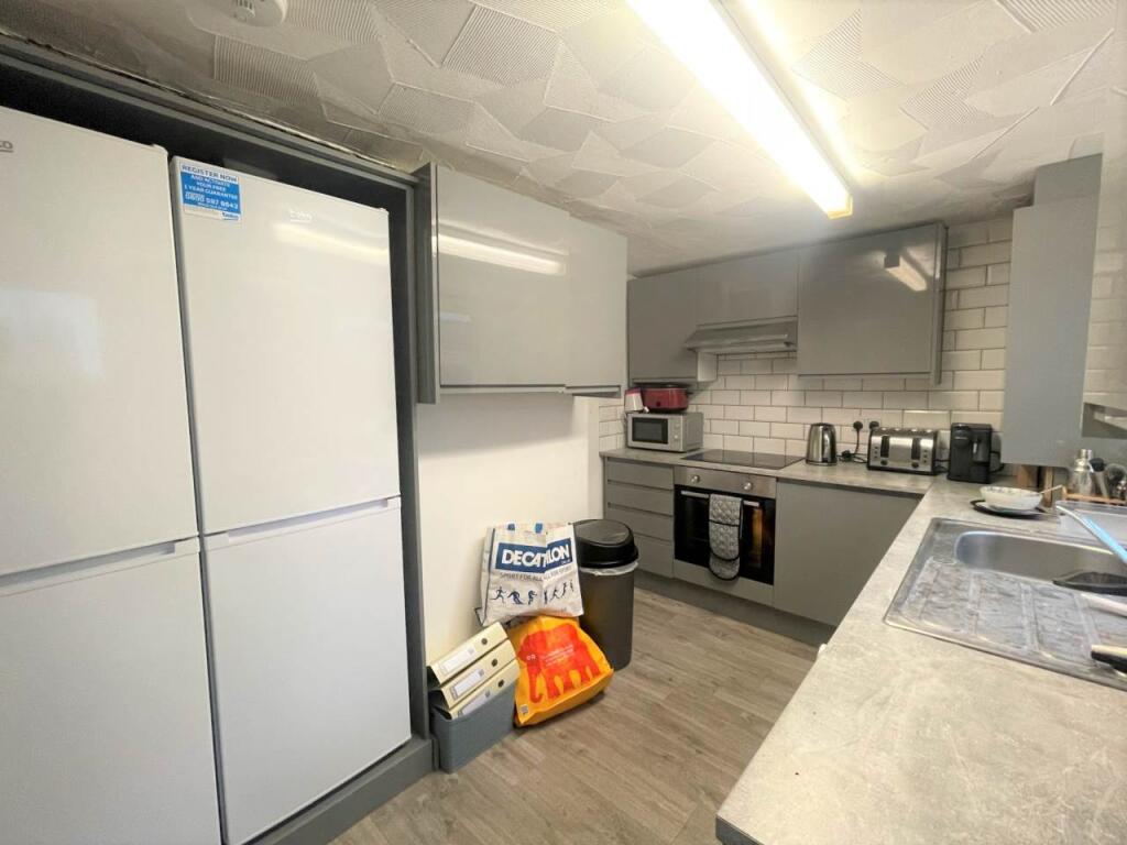 Additional property image - Viaduct Road, Brighton, East Sussex