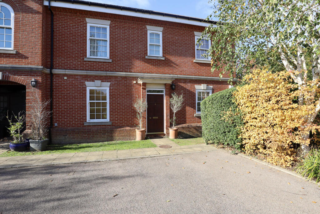 Main image of property: Wallace Square, Coulsdon