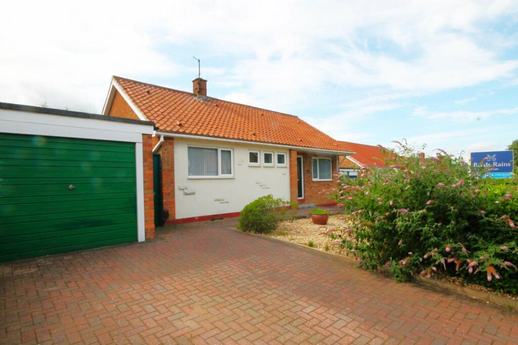 2 bedroom bungalow for sale in Burnside Grove, Hartburn, Stockton On Tees, TS18