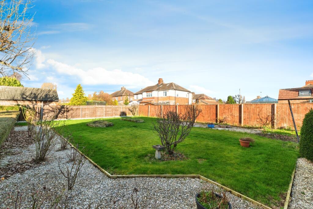 3 bedroom semidetached house for sale in Oxbridge Lane, Stocktonon