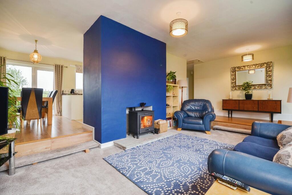 3 bedroom bungalow for sale in High Street, StocktononTees