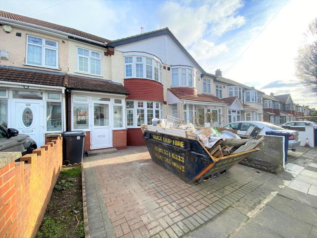 Main image of property: Ascot Gardens, Southall, UB1