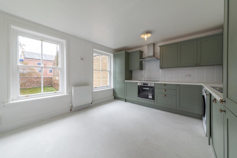 Main image of property: Cartergate Newark