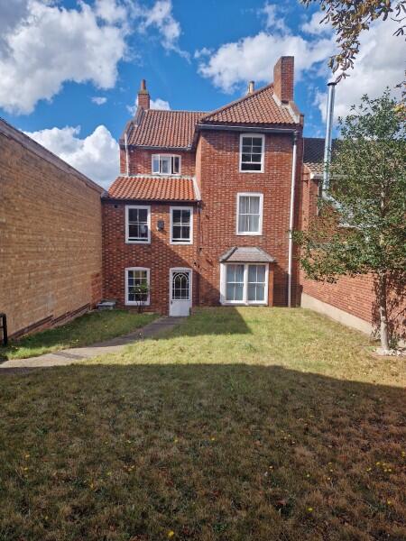 Main image of property: Cartergate, Newark