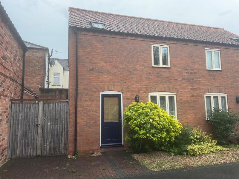 Main image of property: Blue Man Court Northgate Newark Notts NG24