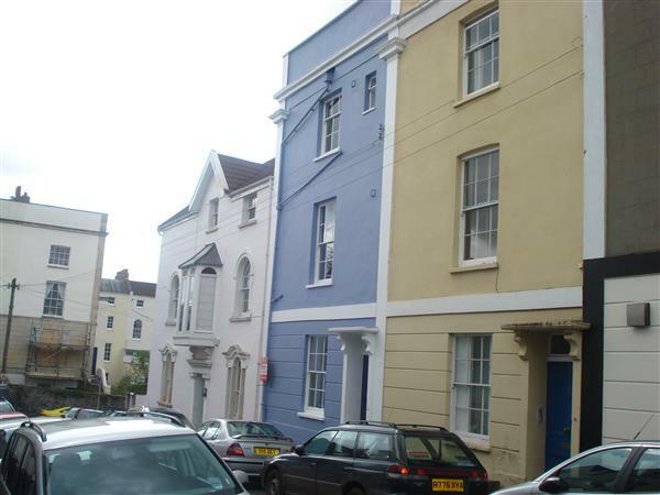 Studio flat for rent in First Floor Rear Flat, Anglesea Place, BS8