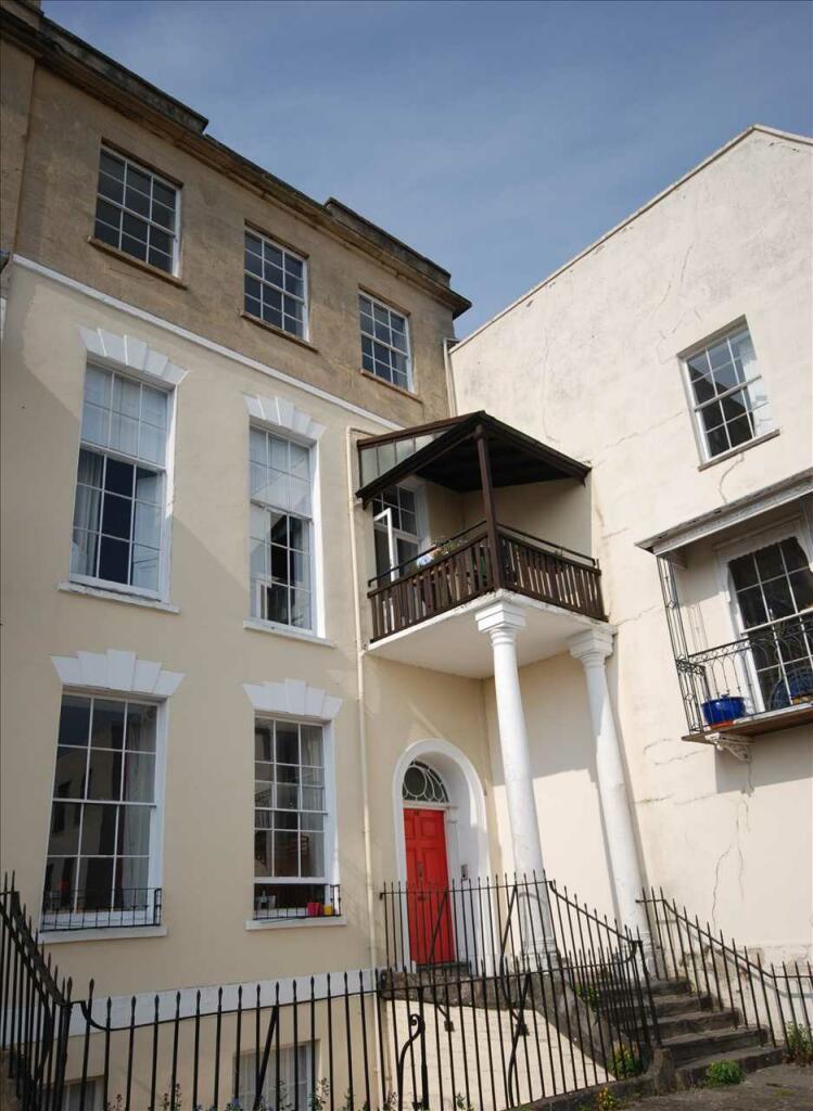 1 bedroom apartment for rent in First Floor Rear Flat, Royal York Crescent, BS8