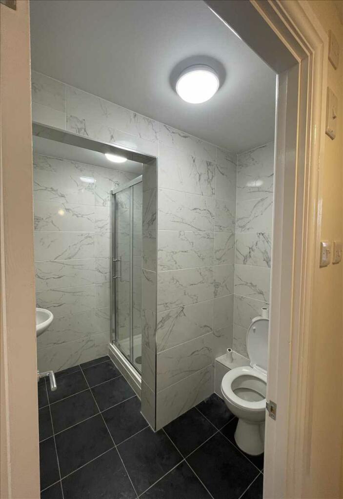 Additional property image - Garden Flat, Southfield Road