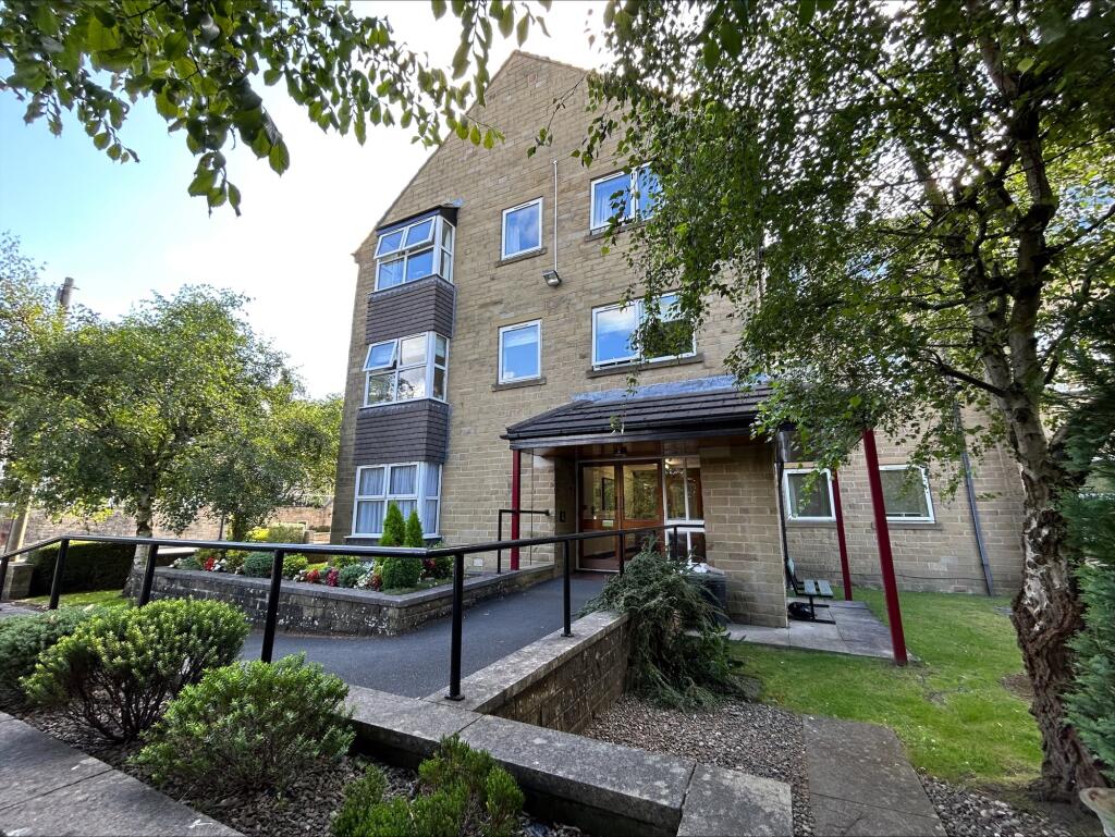 2 bedroom apartment for sale in East Park Road, Harrogate, North