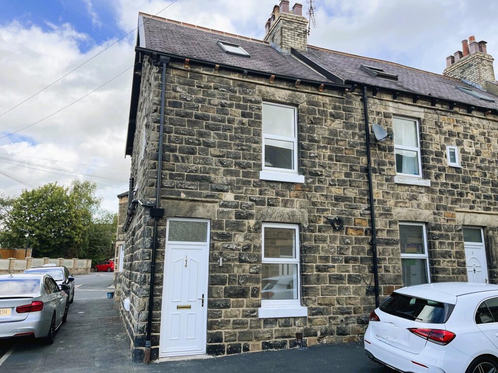 3 bedroom end of terrace house