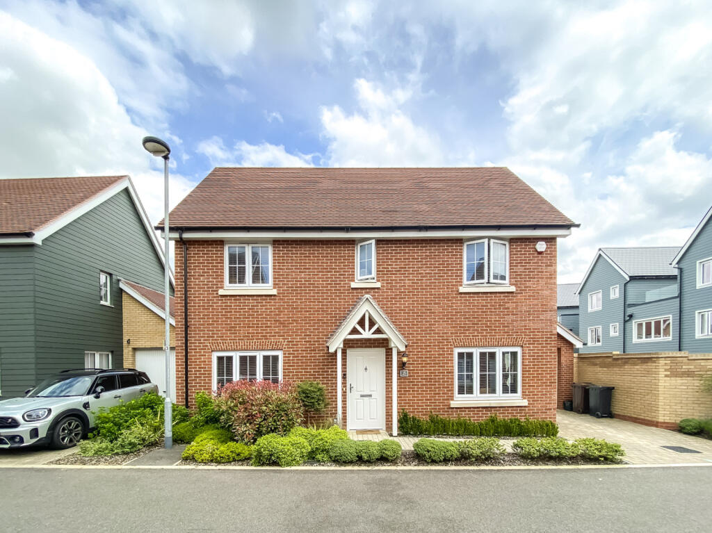 Main image of property: Grantham Drive, Springfield, Chelmsford, Essex, CM1