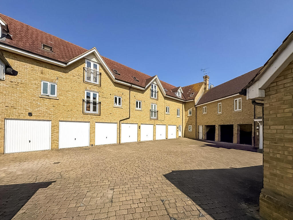 Main image of property: Eglinton Drive, Chelmsford, Essex, CM2