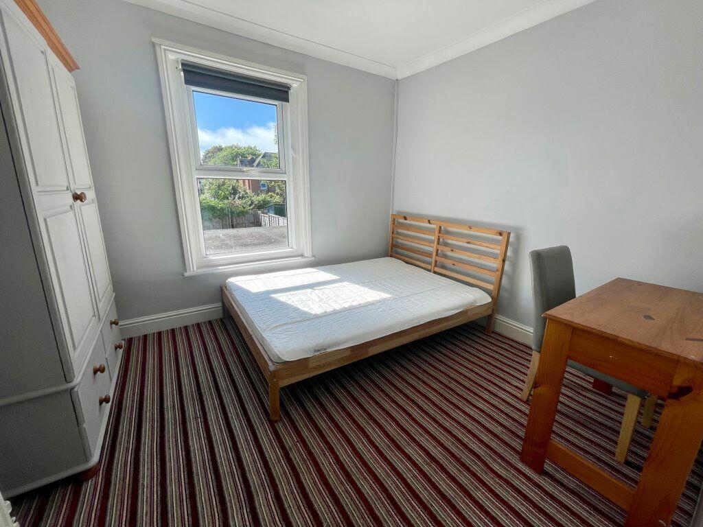 Additional property image - FIVE DOUBLE BEDROOM STUDENT HOUSE (P02821)
