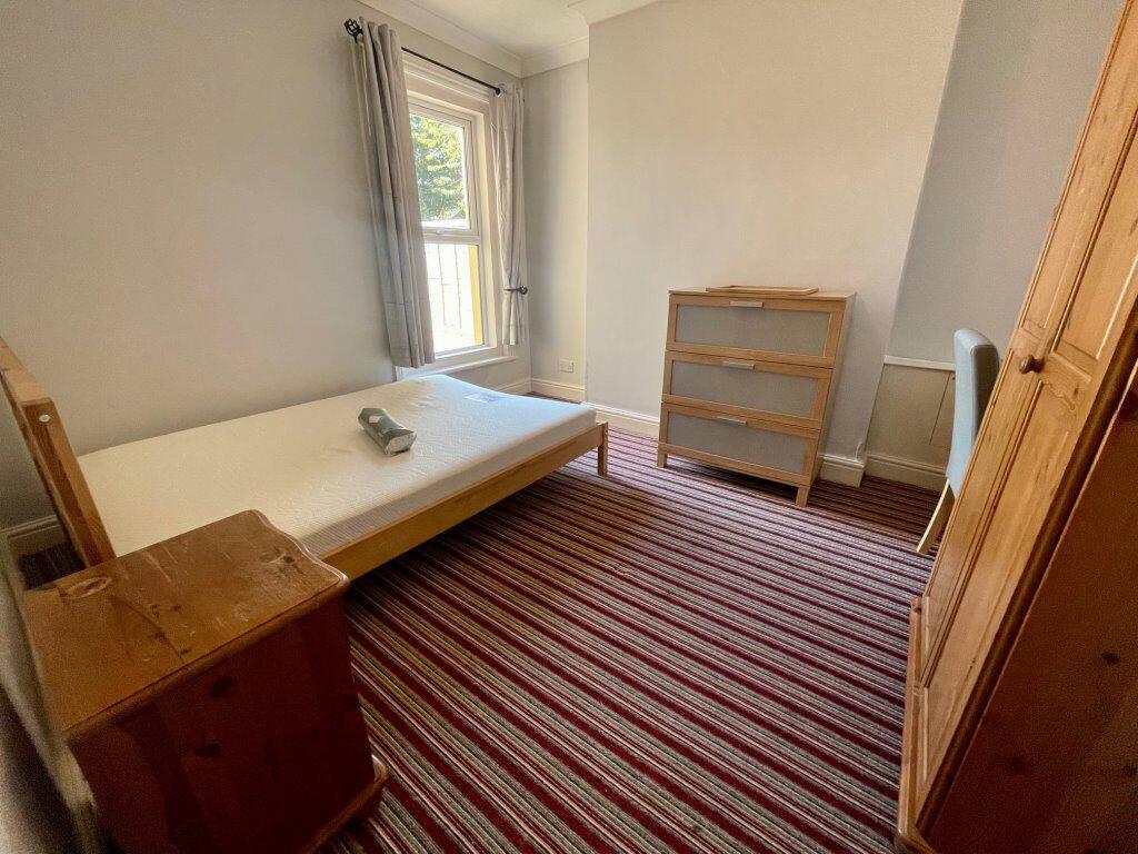 Additional property image - FIVE DOUBLE BEDROOM STUDENT HOUSE (P02821)