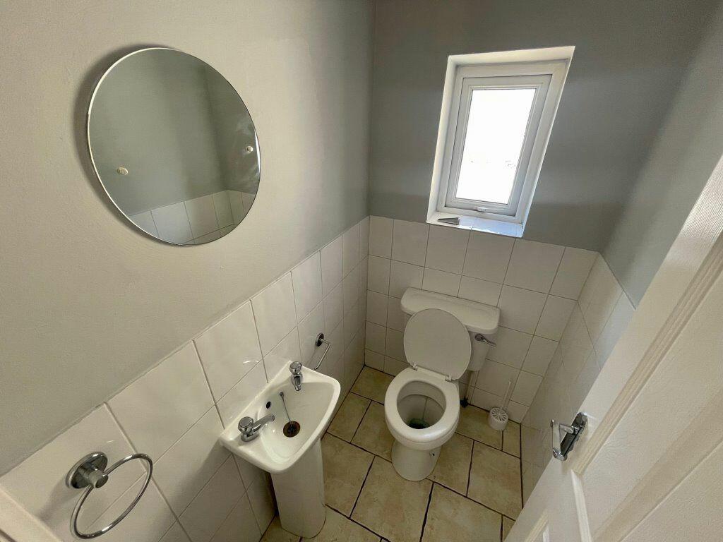 Additional property image - FIVE DOUBLE BEDROOM STUDENT HOUSE (P02821)