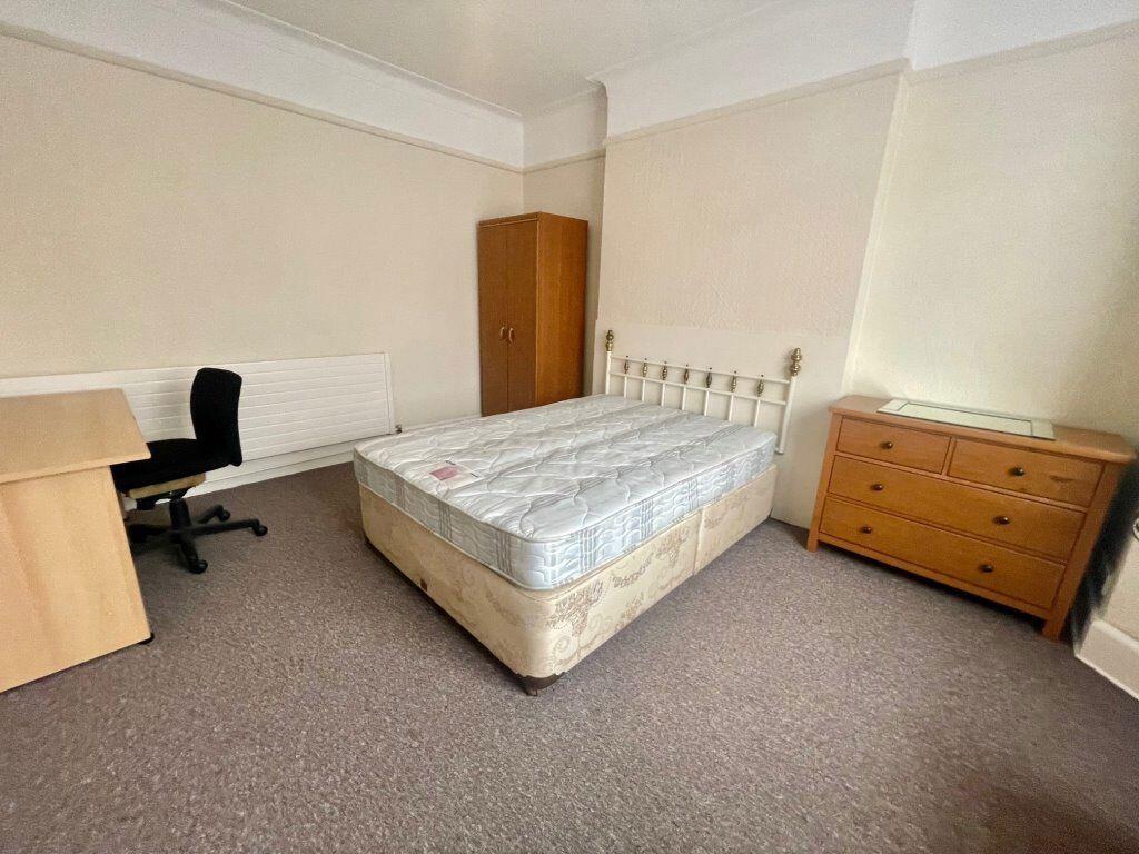 Additional property image - STUDENT HOUSE FREDERICA ROAD, WINTON (P00307)