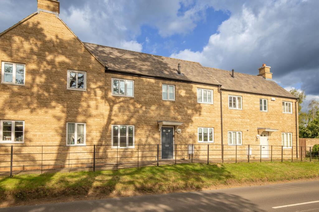 Main image of property: Minot Close, Malmesbury, SN16