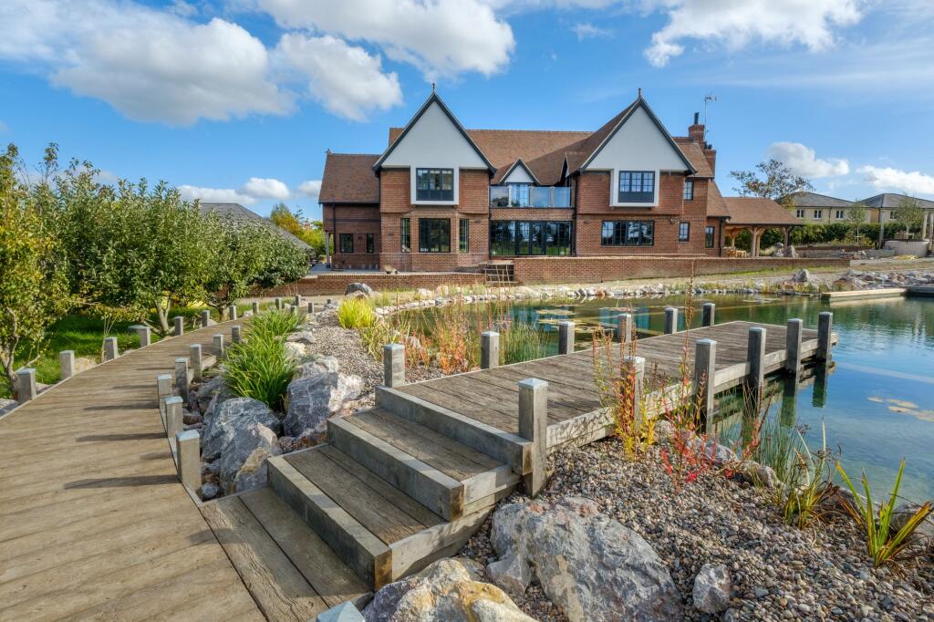 Main image of property: Swindon Road, Malmesbury, SN16