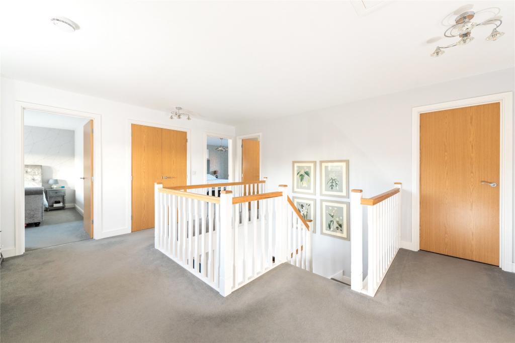 5 bedroom detached house for sale in Bromham Road, Biddenham