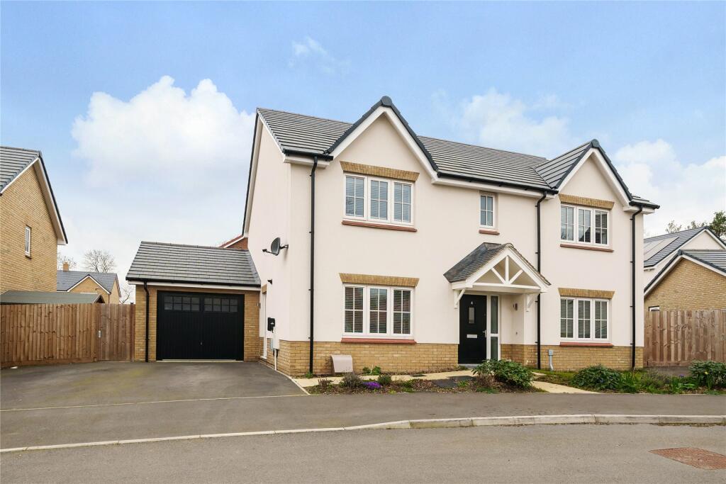 4 bedroom detached house for sale in Antonie Close, Sharnbrook, Bedfordshire, MK44