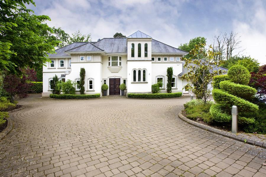 Main image of property: Spring Woods, Wentworth, Surrey, GU25 4PW