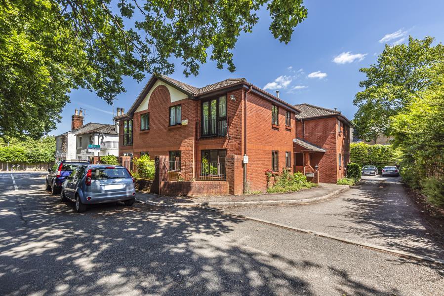 Main image of property: SUNNINGHILL, BERKSHIRE
