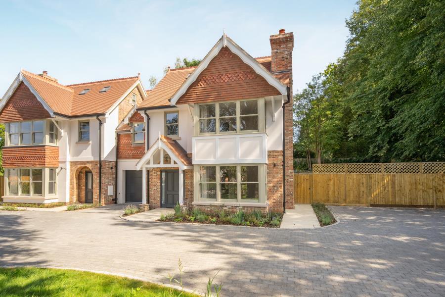 Main image of property: Beech Hill Road, Sunningdale, SL5 0BN
