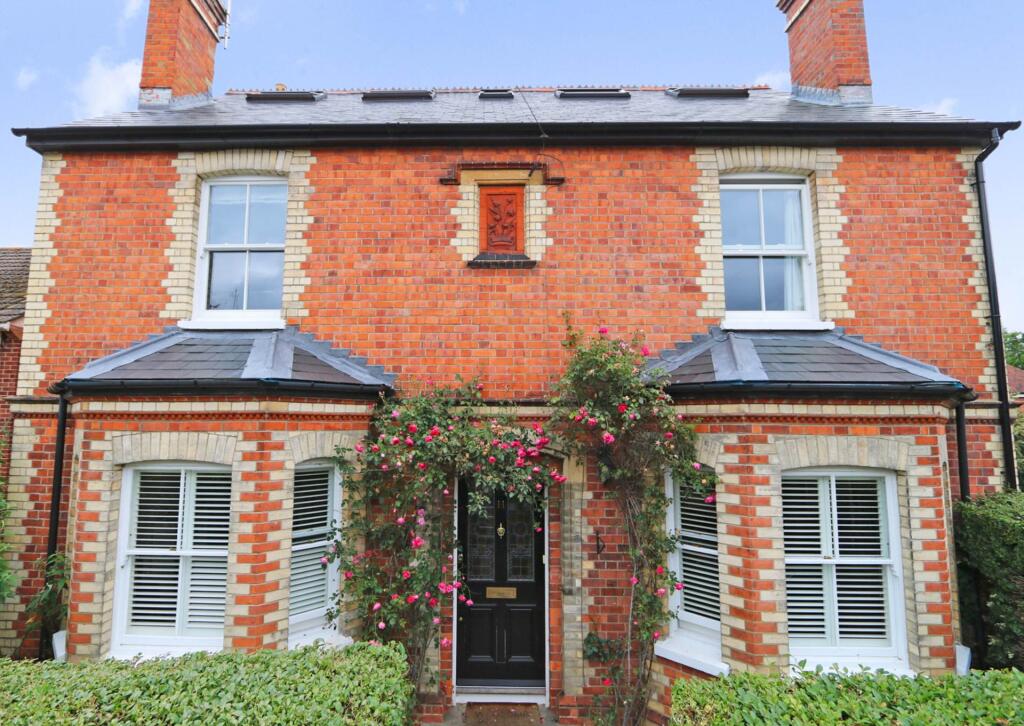 Main image of property: Centre of Pangbourne village