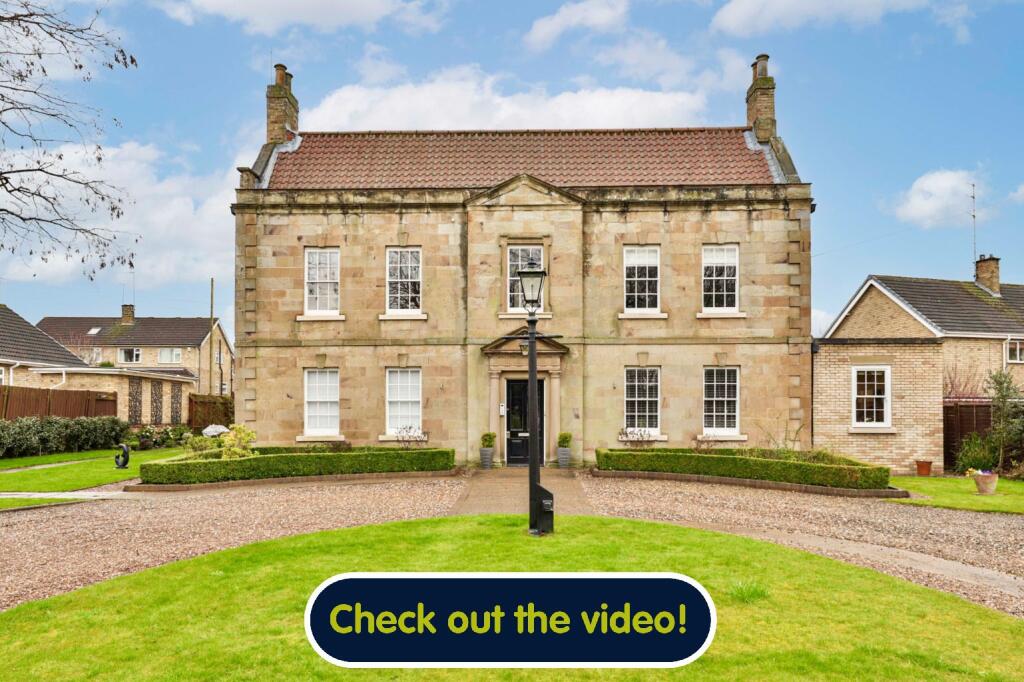 2 bedroom flat for sale in Apartment The Beeches, 99 Main Street