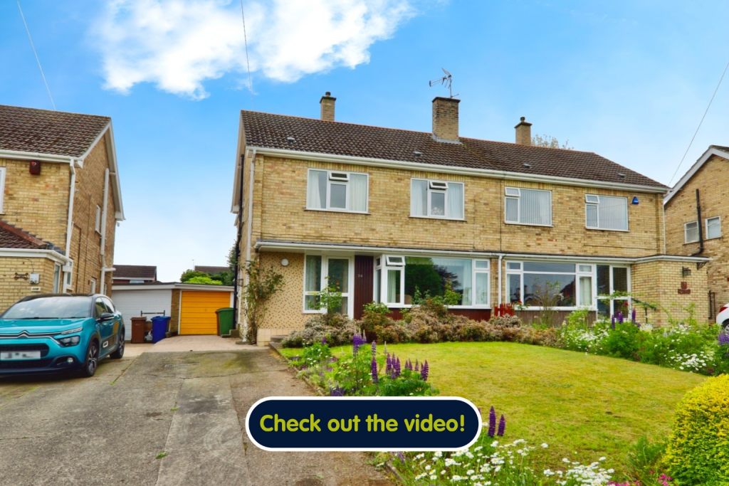 4 bedroom semidetached house for sale in Beechfield Drive, Willerby