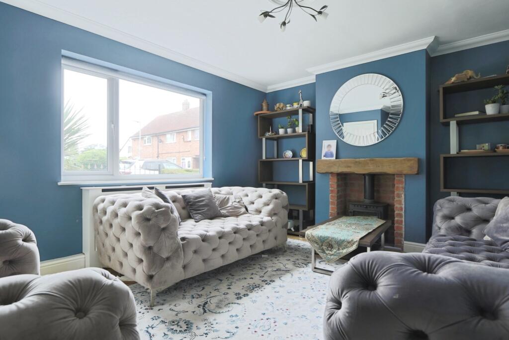 Main image of property: Anlaby Park Road South, Hull, HU4 7DB