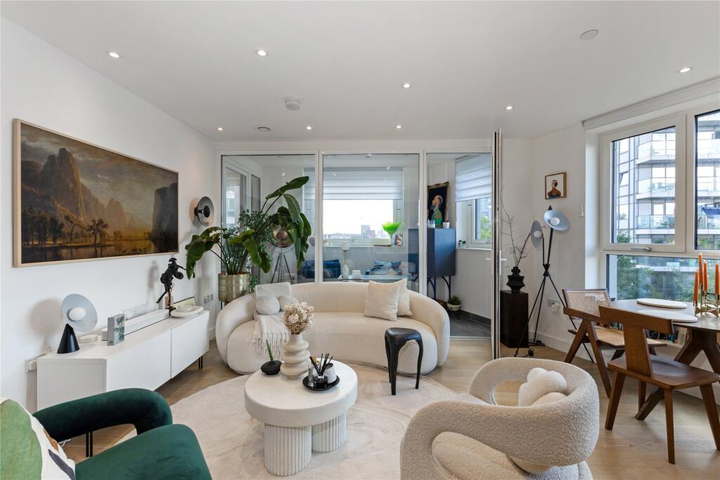 Main image of property: Poplar High Street, London, E14