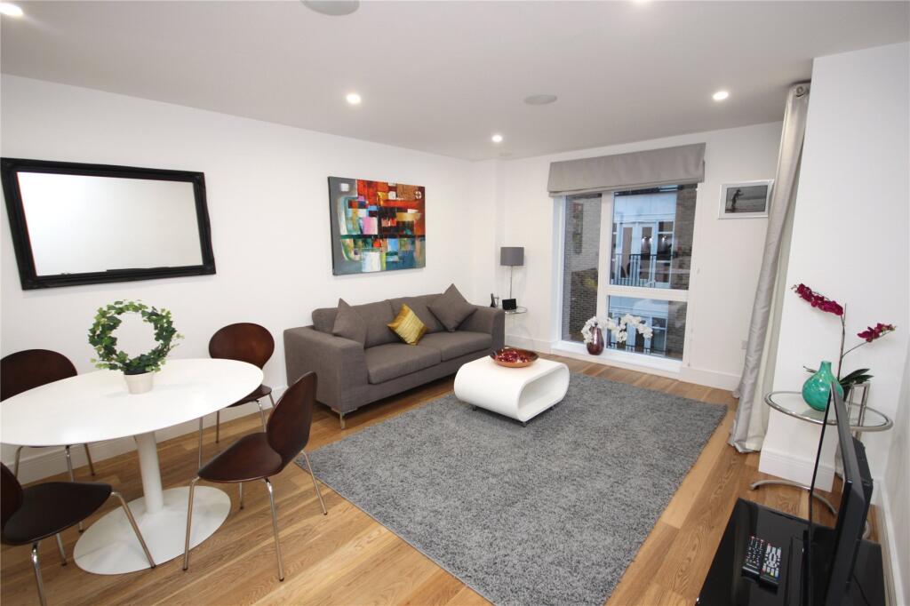Main image of property: Gallery Apartments, 6 Lamb Walk, London, SE1