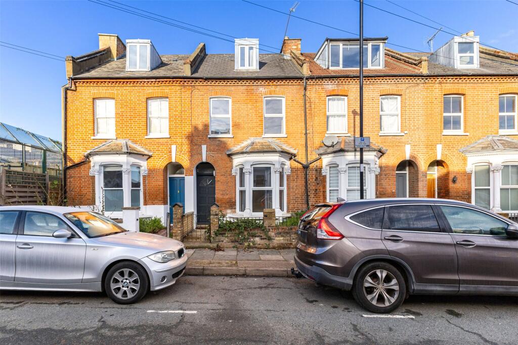 Main image of property: Calverley Grove, Archway, London, N19