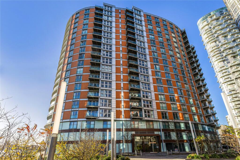 Main image of property: New Providence Wharf, 1 Fairmont Avenue, Canary Wharf, London, E14