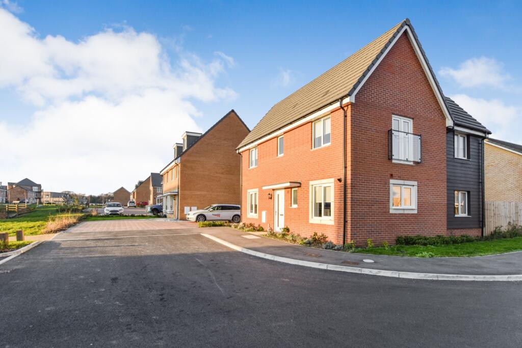 3 bedroom detached house for sale in Wellesley Road, Maldon, Essex, CM9