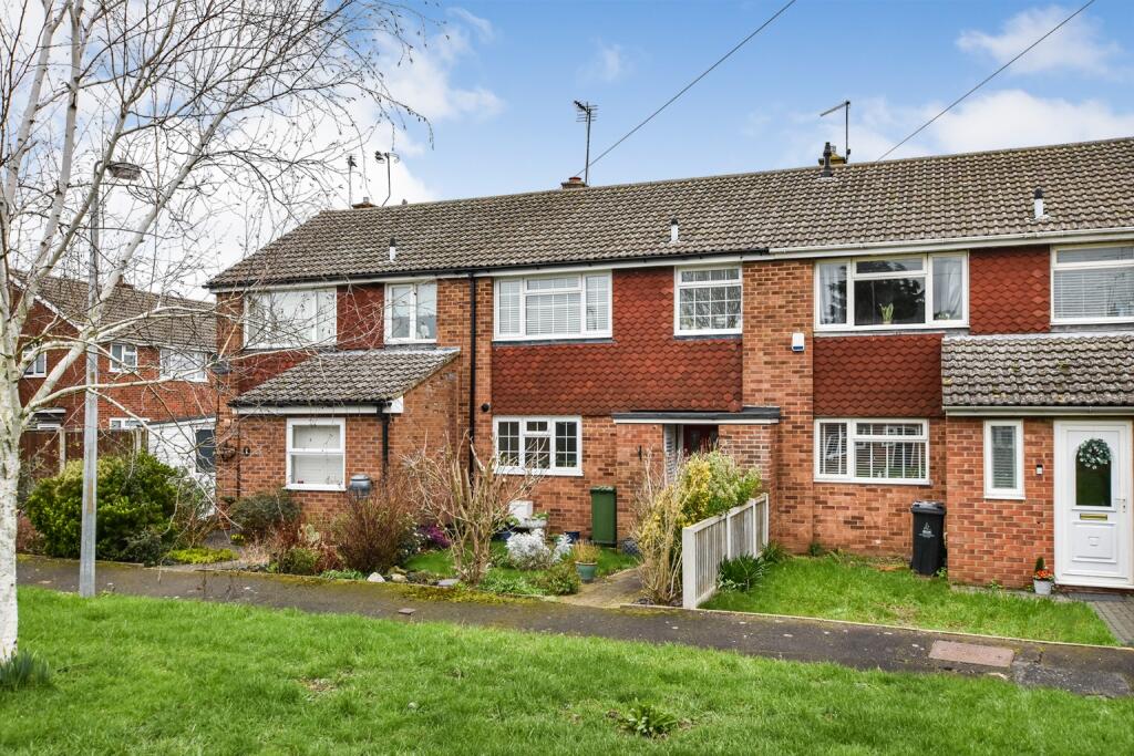 3 bedroom terraced house for sale in Keats Close, Maldon, Essex, CM9