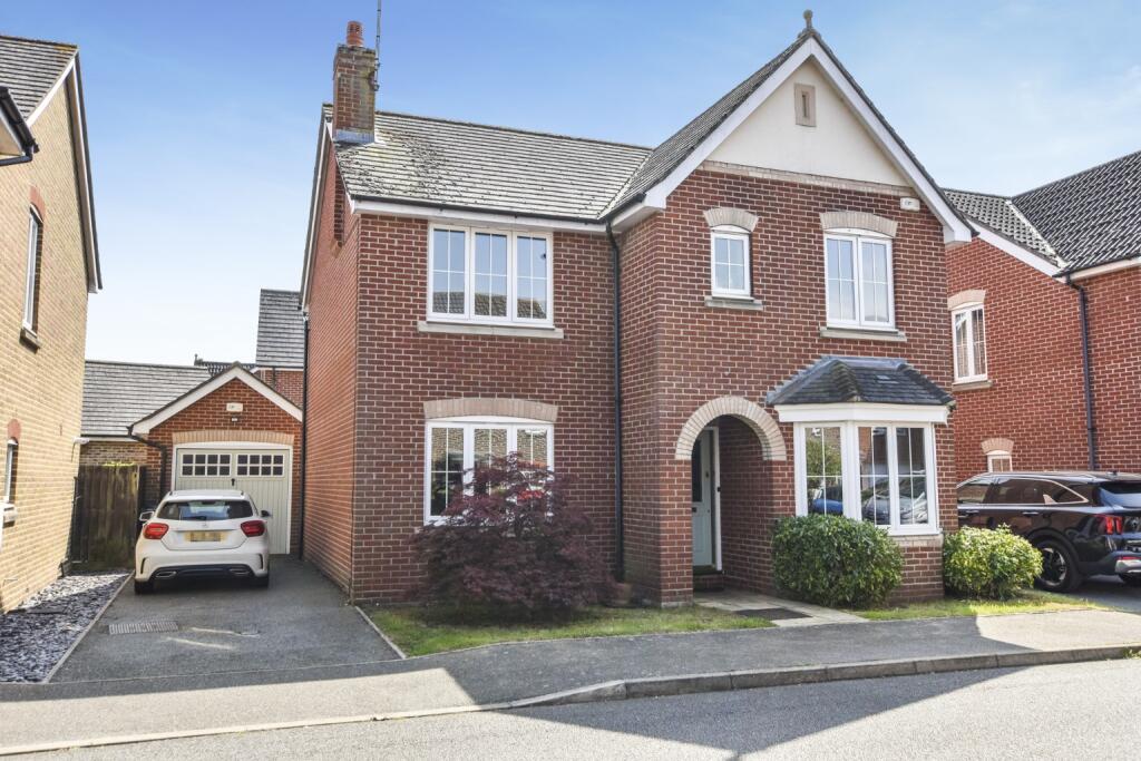 Main image of property: Abbotsmead, Heybridge
