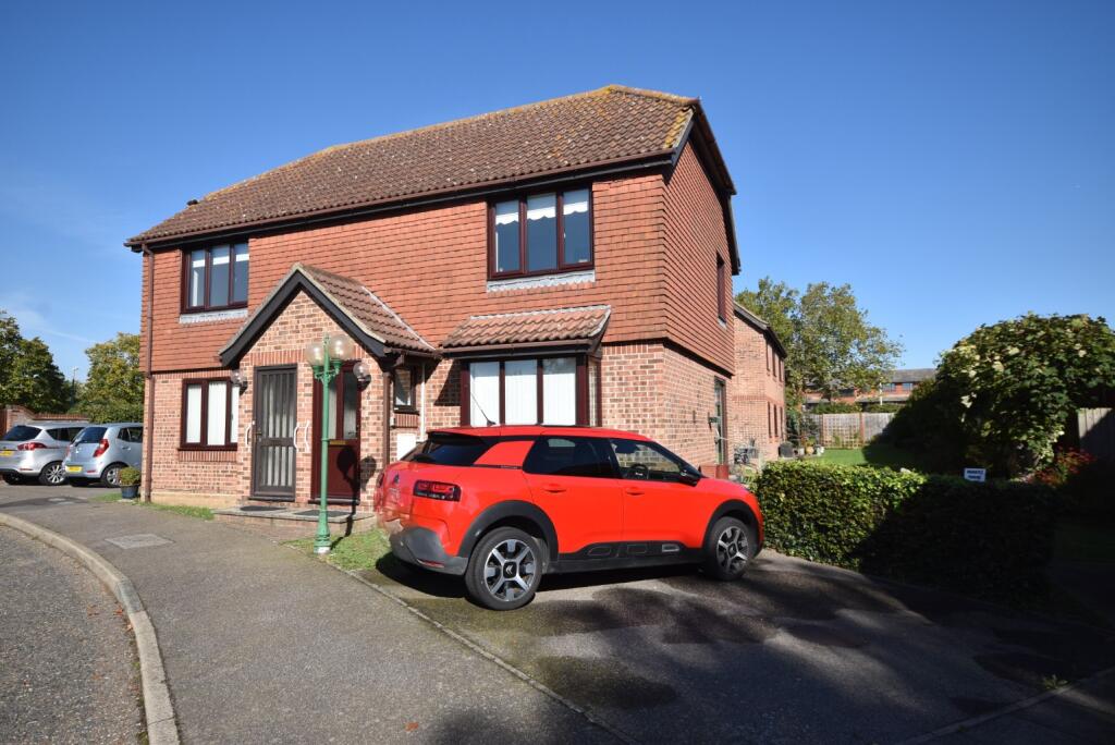 Main image of property: Princes Road, Maldon, Essex, CM9