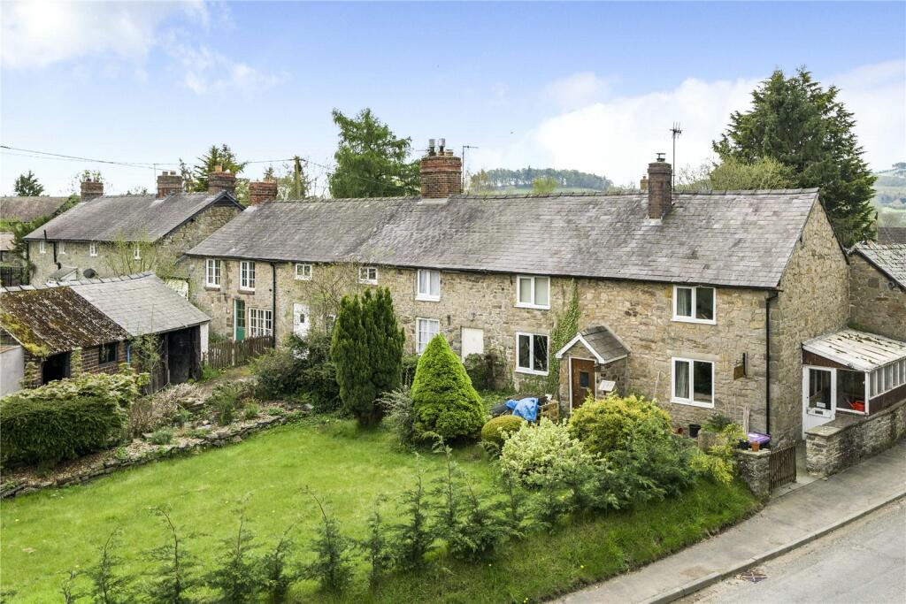 2 bedroom terraced house for sale in Clun Road, AstononClun, Craven