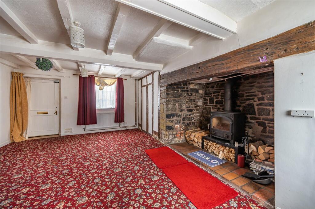 2 bedroom terraced house for sale in Clun Road, AstononClun, Craven