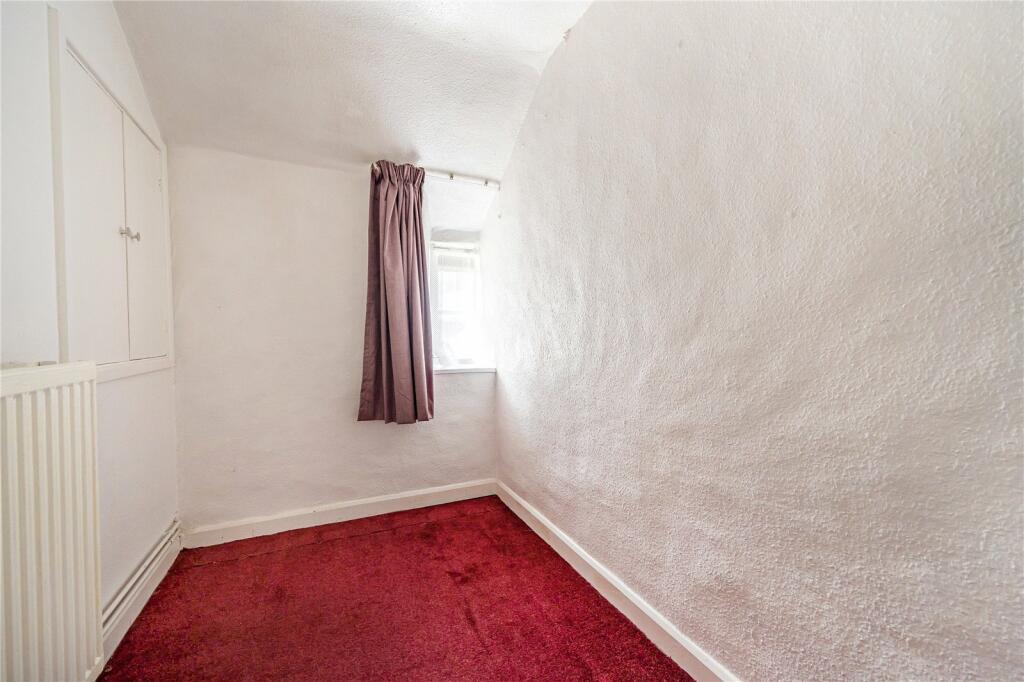 2 bedroom terraced house for sale in Clun Road, AstononClun, Craven