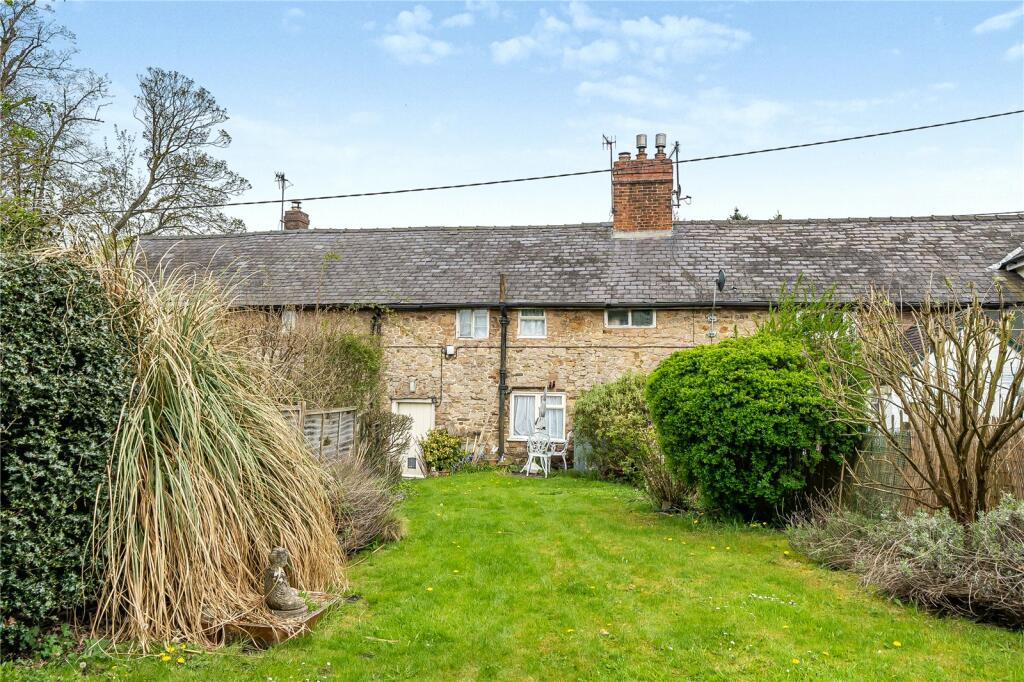 2 bedroom terraced house for sale in Clun Road, AstononClun, Craven