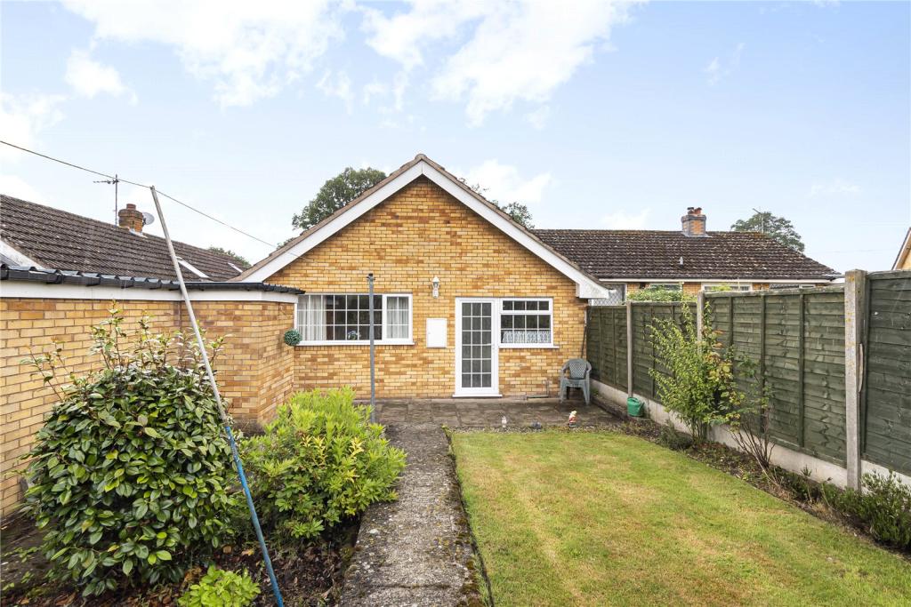 2 bedroom bungalow for sale in Park View, Mill Lane, Diddlebury, Craven