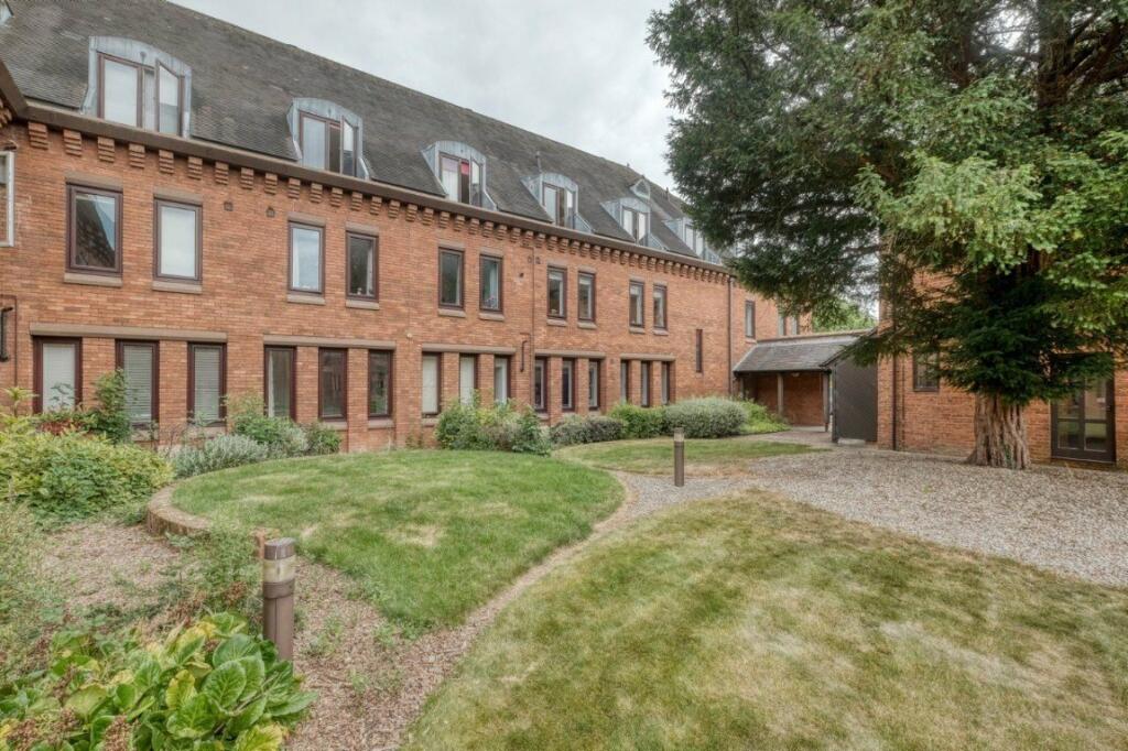 2 bedroom apartment for sale in Ipsley Manor, Berrington Close, Ipsley