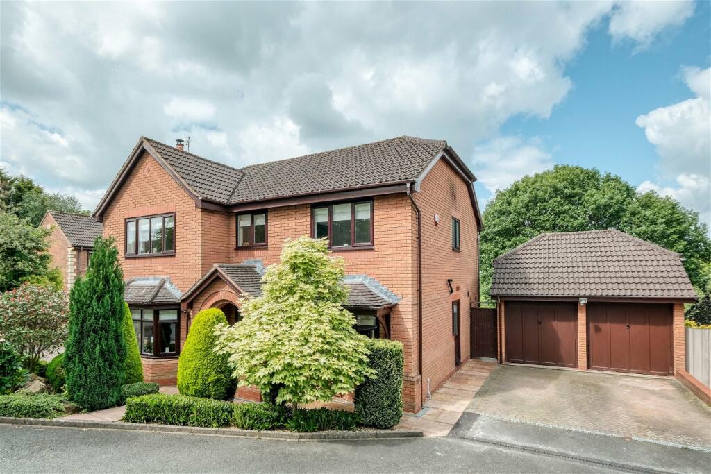 5 bedroom detached house for sale in Elgar Close, Headless Cross, Redditch B97 5GJ, B97