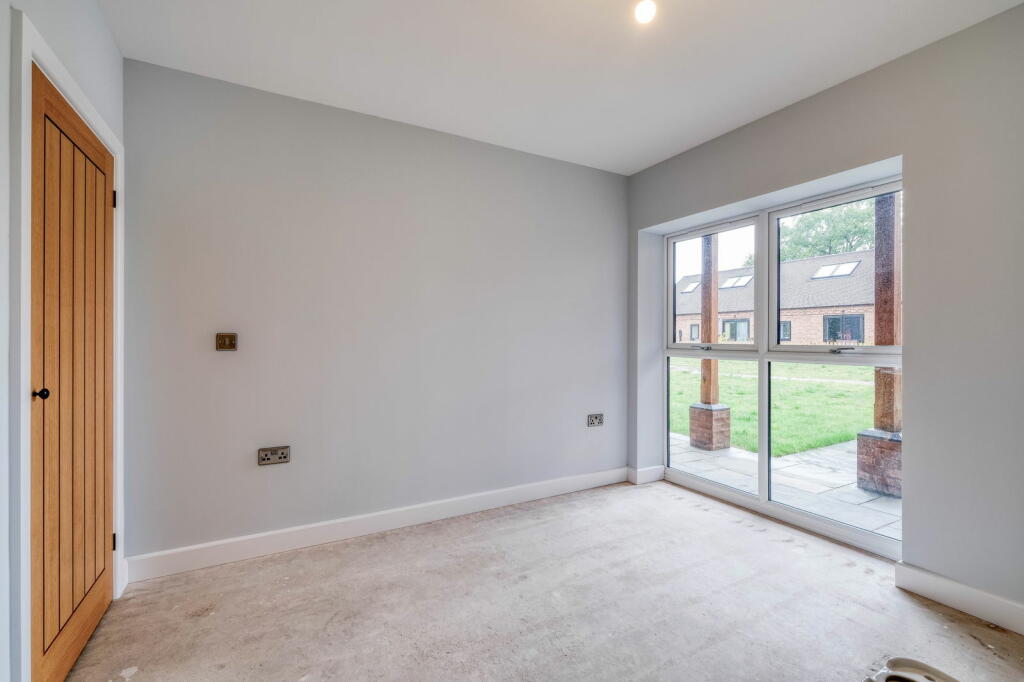 Additional property image - 3 Lion & Lamb Barns, Droitwich Road, Bradley Green B96 6RP