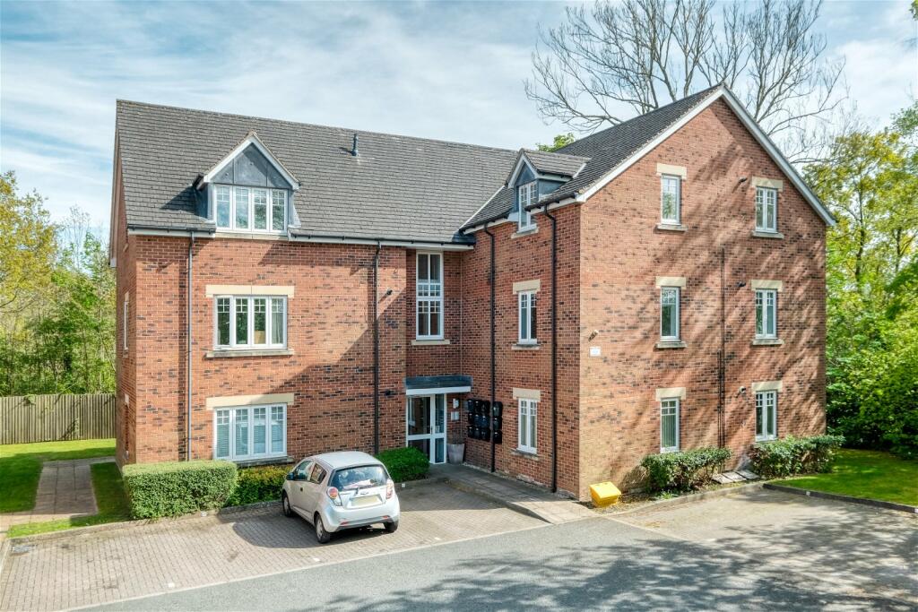 1 bedroom apartment for sale in Birchfield Road, heath, Redditch B97 4LX, B97